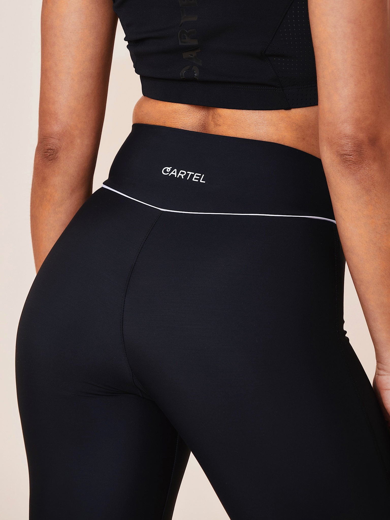 Peak high-waist flared brushed leggings - Nero