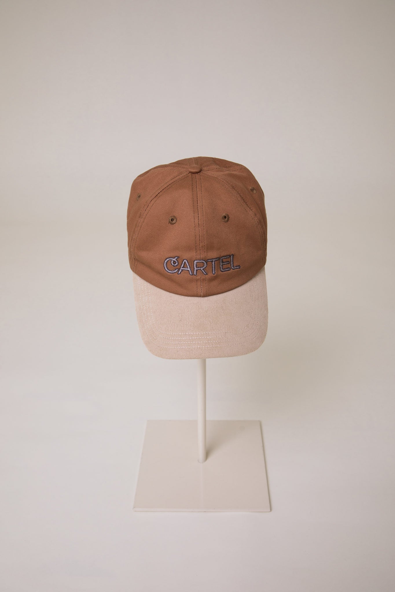 Essence embroidered cap - Hazel