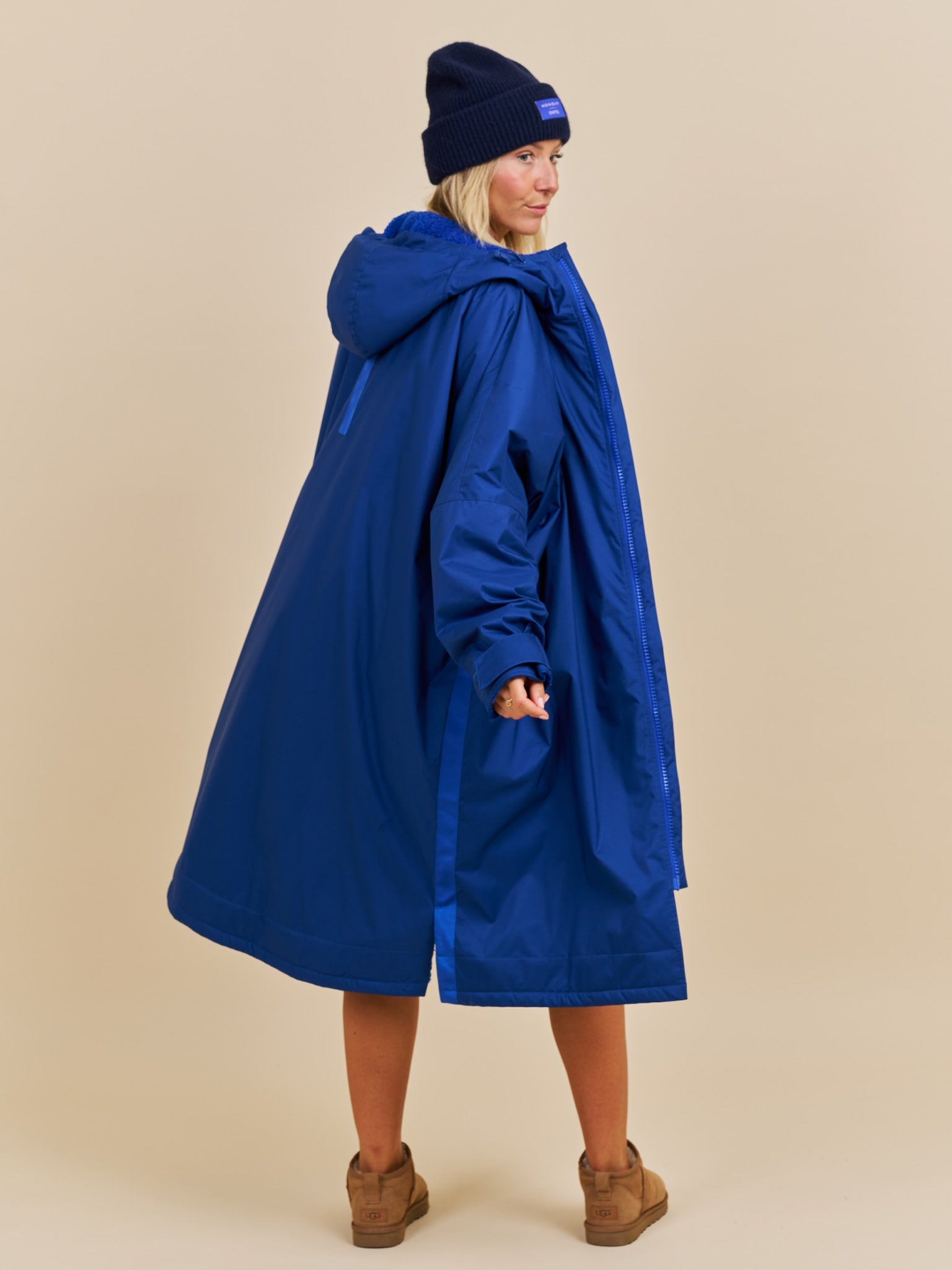 Cartel x Monday Bliss Winterswim Changing Robe - Navy