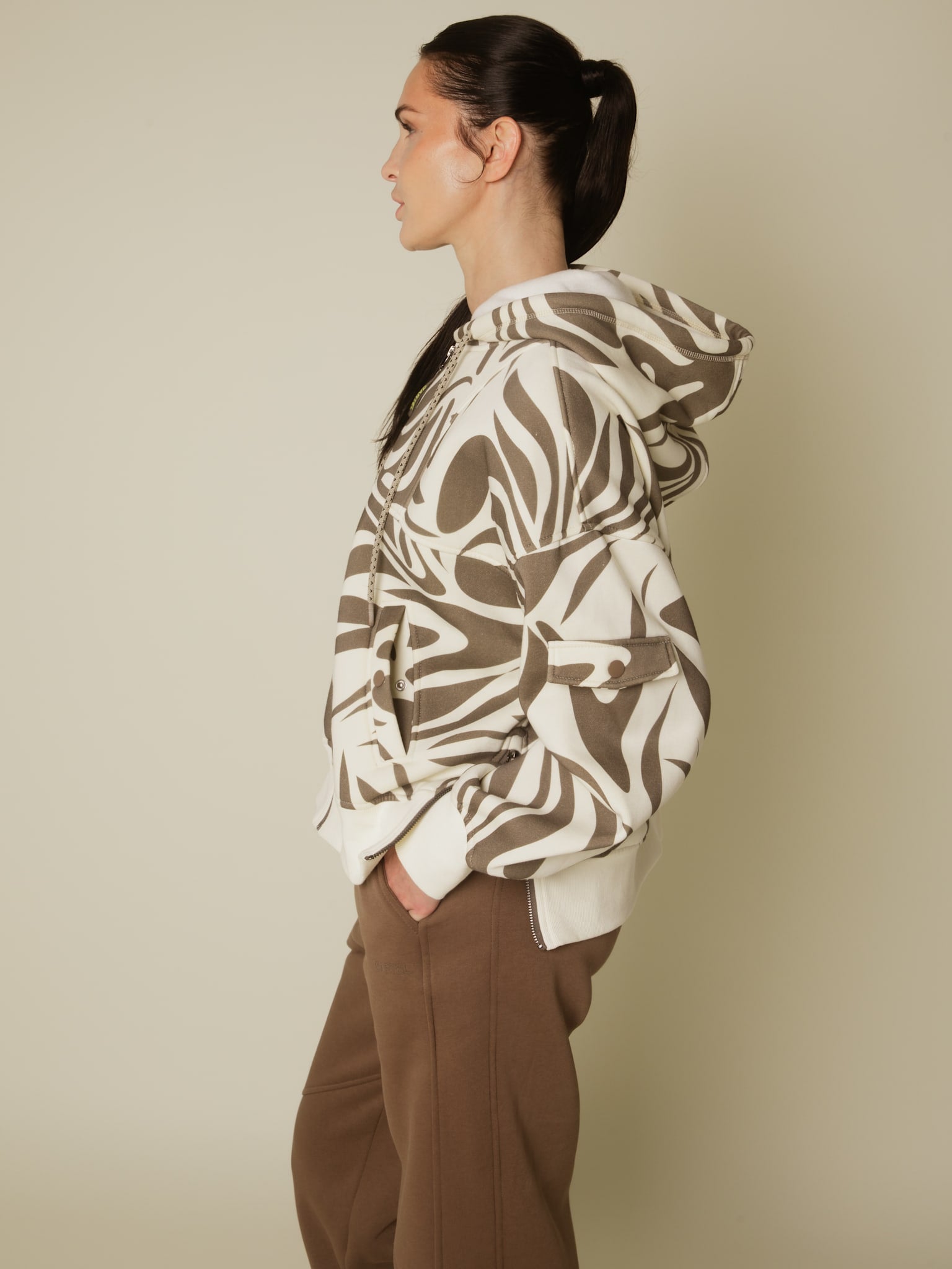 Roam sweatshirt zip hooded jacket - Zebra Hazel