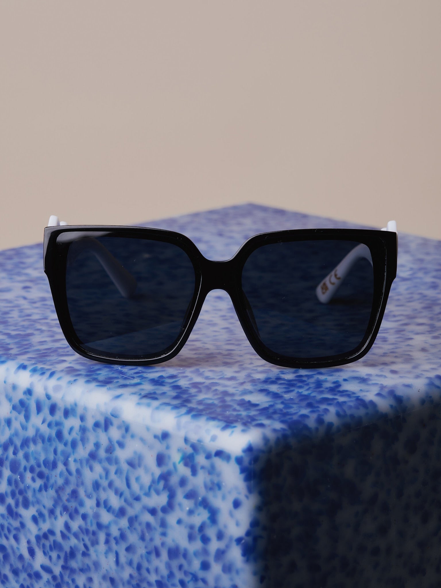 Danner x Cartel Square Sunnies - Nero/Shell