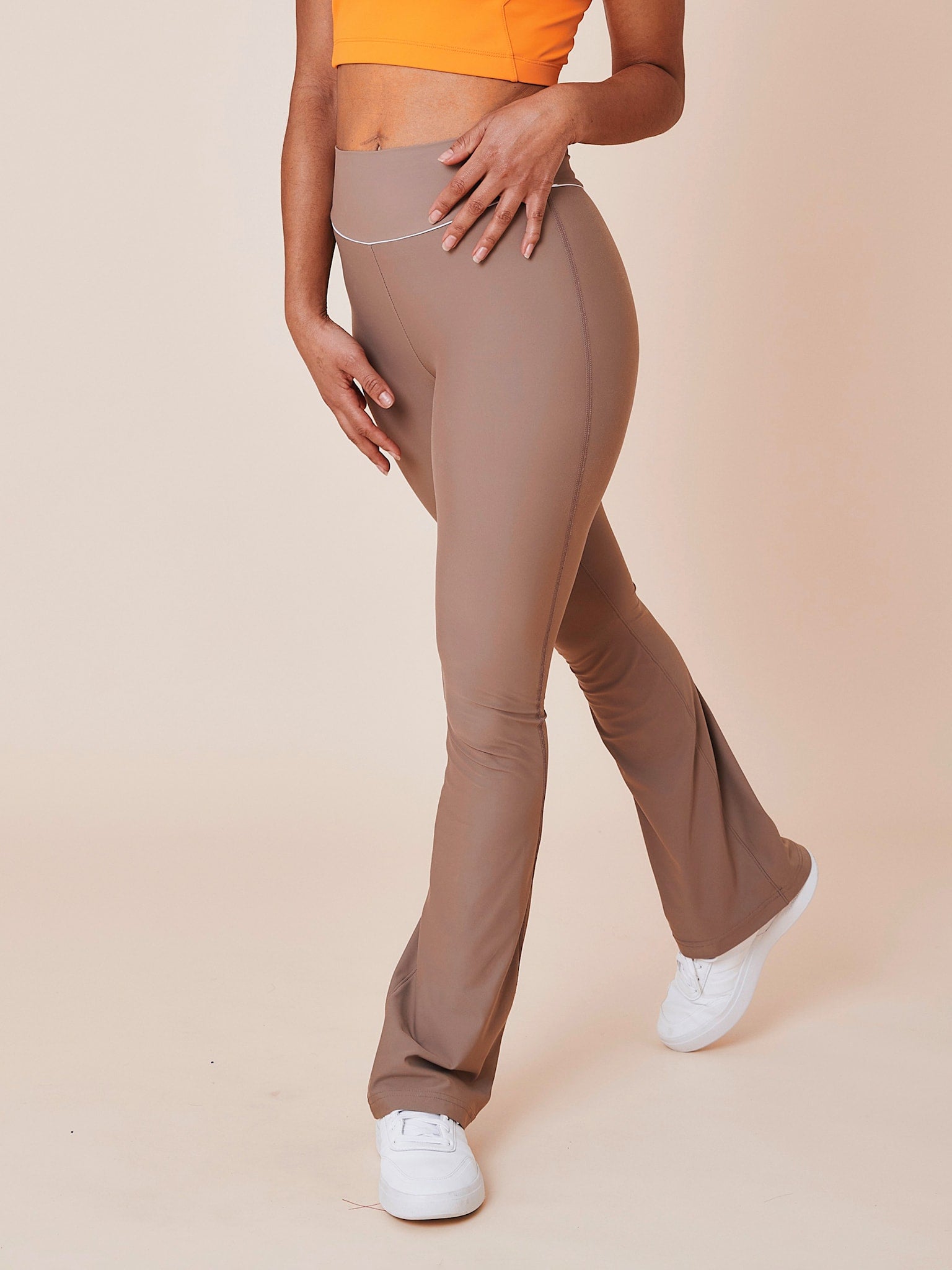 Peak Flare Leggings - Hazel